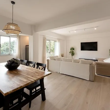New 4 Bedroom In Plaza Del Principe アパート サンタクルスデテネリフェ